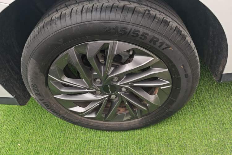 Used SAIC MAXUS G50 2019 1.5T First Edition Automatic Luxury Version 6 Seats Exterior 5