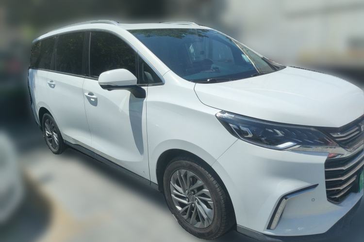 Used SAIC MAXUS G50 2019 1.5T Automatic Elite Edition China VI Standard Front Right 45 Deg