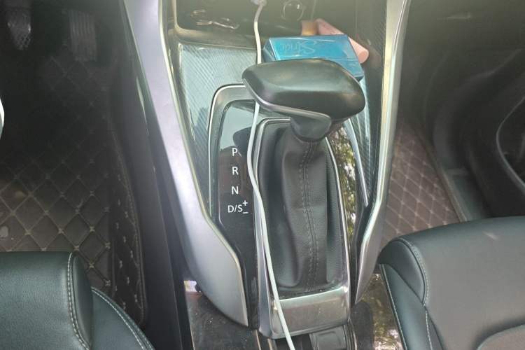 Used SAIC MAXUS G50 2019 1.5T Automatic Luxury Edition China VI Standard Gear Lever