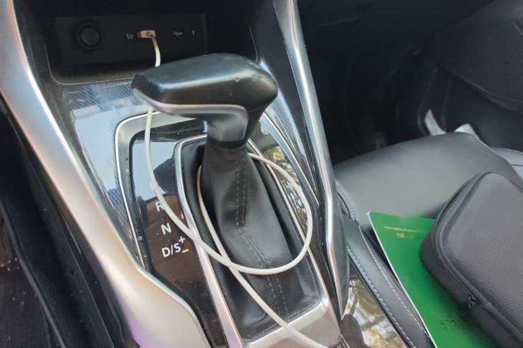 Used SAIC MAXUS G50 2019 1.5T Automatic Luxury Edition China VI Standard Gear Lever