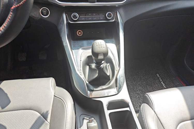 Used SAIC MAXUS G50 2019 1.3T Manual Elite Edition China V Standard Gear Lever