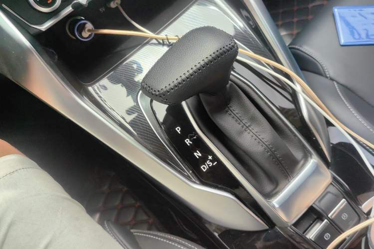 Used SAIC MAXUS G50 2019 1.5T Automatic Luxury Edition China VI Standard Gear Lever