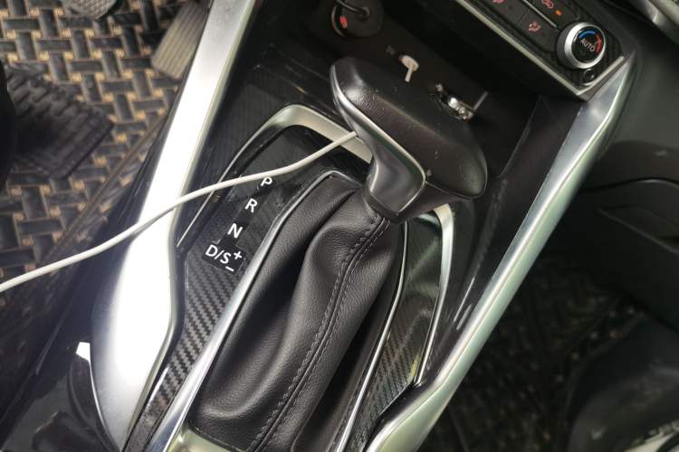 Used SAIC MAXUS G50 2019 1.5T First Edition Automatic Luxury Version 7 Seats Gear Lever
