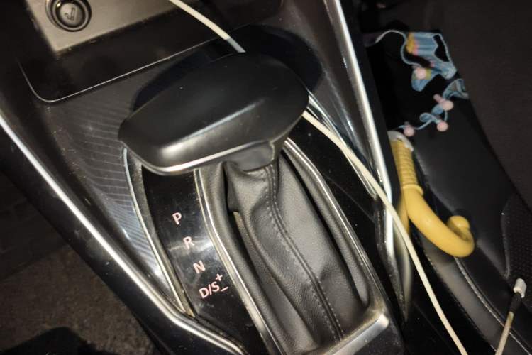 Used SAIC MAXUS G50 2019 1.5T Automatic Luxury Edition China V Standard Gear Lever