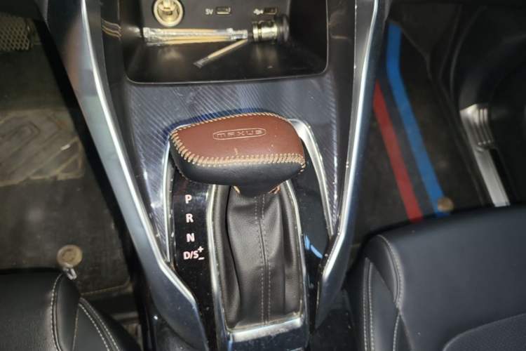 Used SAIC MAXUS G50 2019 1.5T Automatic Luxury Edition China VI Standard Gear Lever