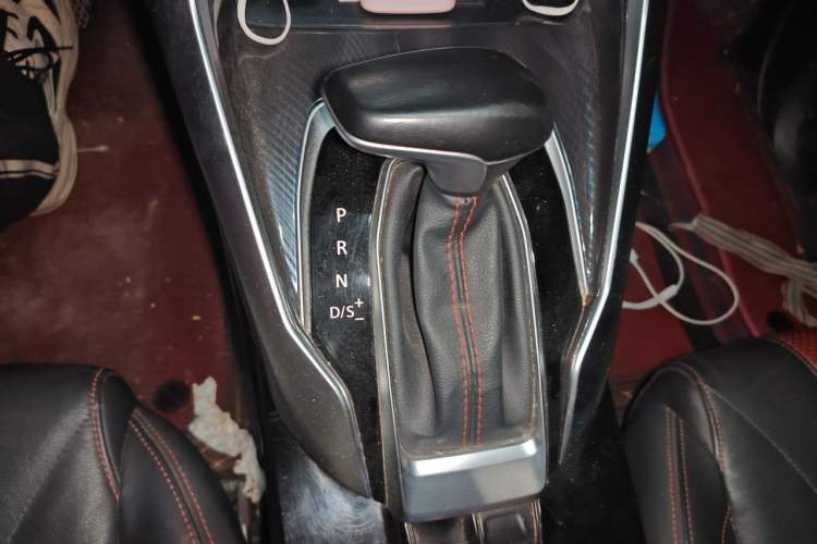 Used SAIC MAXUS G50 2019 1.5T Automatic Luxury Edition China VI Standard Gear Lever