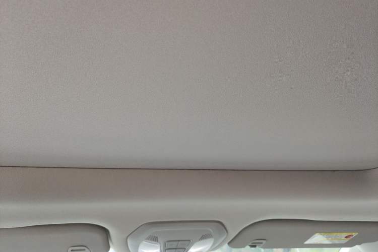 Used SAIC MAXUS G50 2019 1.5T First Edition Automatic Luxury Version 7 Seats Headliner