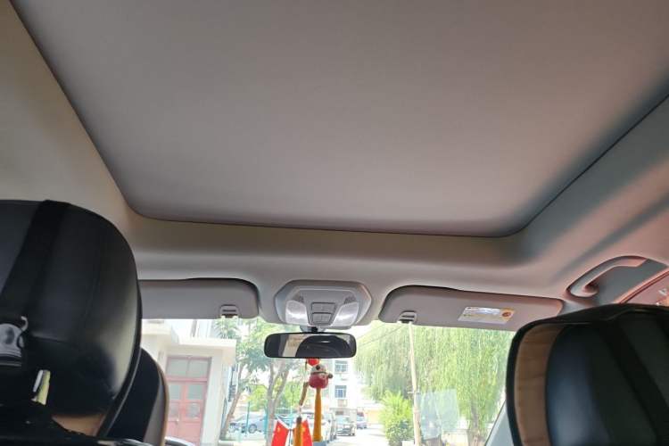 Used SAIC MAXUS G50 2019 1.5T Automatic Luxury Edition China VI Standard Headliner