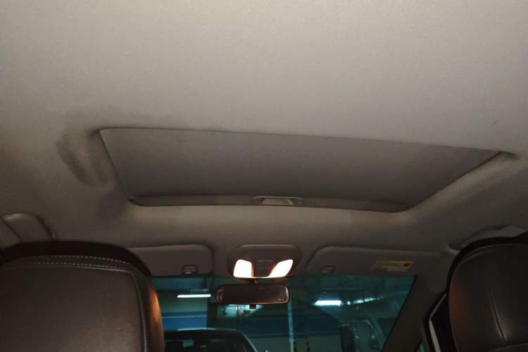 Used SAIC MAXUS G50 2019 1.5T Automatic Elite Edition China VI Standard Headliner