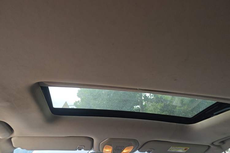 Used SAIC MAXUS G50 2019 1.5T Automatic Elite Edition China VI Standard Headliner