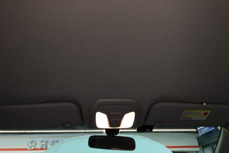 Used SAIC MAXUS G50 2019 1.3T Manual Elite Edition China VI Standard Headliner