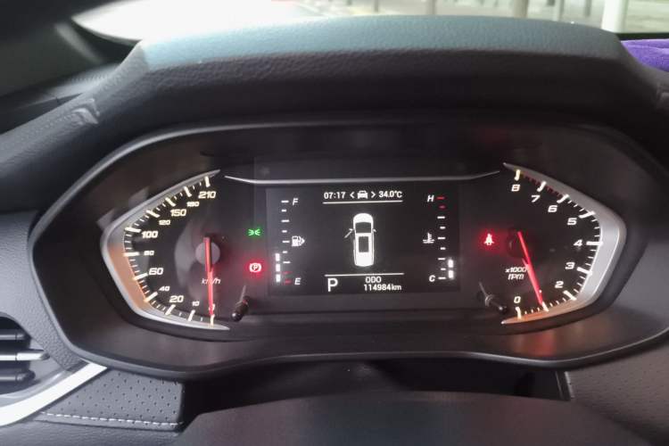 Used SAIC MAXUS G50 2019 1.5T Automatic Elite Edition China V Standard Instrument Cluster