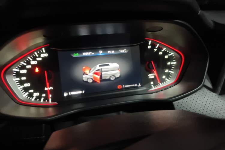 Used SAIC MAXUS G50 2019 1.5T Automatic Luxury Edition China V Standard Instrument Cluster