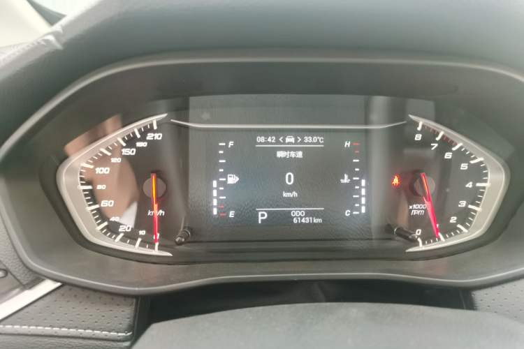 Used SAIC MAXUS G50 2019 1.5T Automatic Elite Edition China V Standard Instrument Cluster