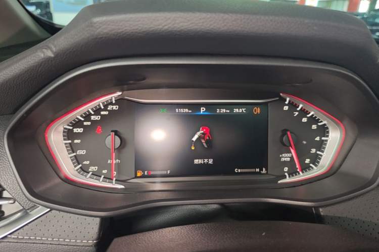 Used SAIC MAXUS G50 2019 1.5T Automatic Luxury Edition China VI Standard Instrument Cluster