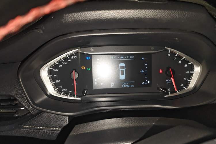 Used SAIC MAXUS G50 2019 1.5T Automatic Elite Edition China VI Standard Instrument Cluster