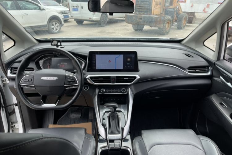Used SAIC MAXUS G50 2019 1.5T Automatic Luxury Edition China VI Standard Interior 1
