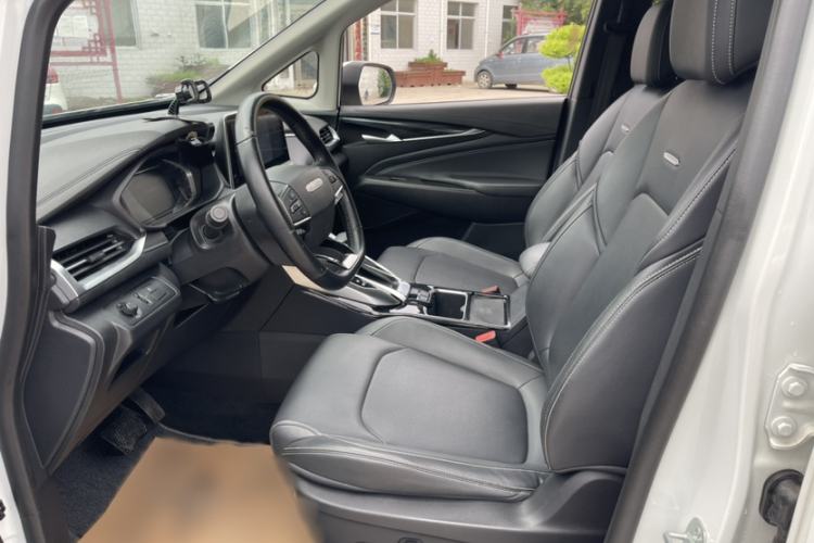 Used SAIC MAXUS G50 2019 1.5T Automatic Luxury Edition China VI Standard Interior 2
