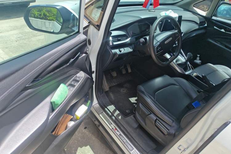 Used SAIC MAXUS G50 2019 1.3T Manual Enjoyment Base Model China V Standard Interior 3