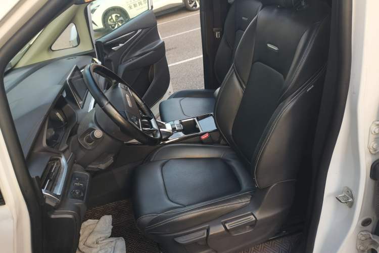 Used SAIC MAXUS G50 2019 1.5T Automatic Elite Edition China VI Standard Left Front Seat