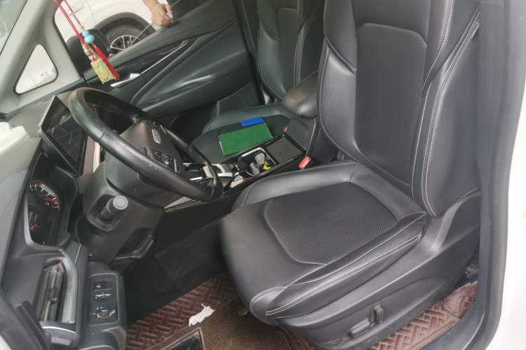 Used SAIC MAXUS G50 2019 1.5T First Edition Automatic Luxury Version 7 Seats Left Front Seat