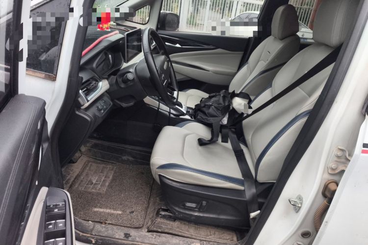 Used SAIC MAXUS G50 2019 1.5T First Edition Automatic Luxury Version 7 Seats Left Front Seat