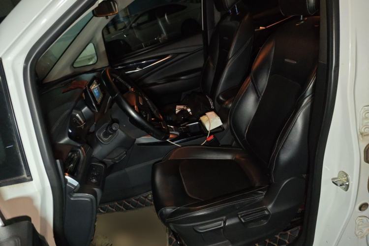 Used SAIC MAXUS G50 2019 1.5T Automatic Elite Edition China VI Standard Left Front Seat