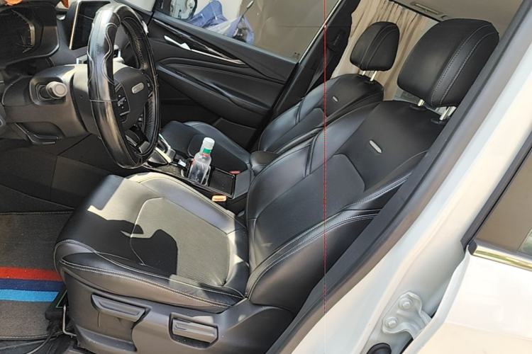 Used SAIC MAXUS G50 2019 1.5T Automatic Elite Edition China VI Standard Left Front Seat