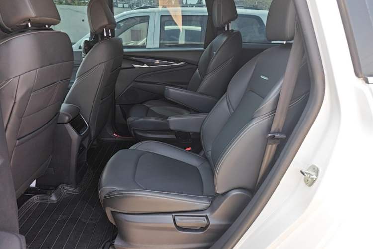 Used SAIC MAXUS G50 2019 1.3T Manual Elite Edition China V Standard Left Rear Seat