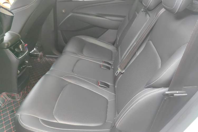 Used SAIC MAXUS G50 2019 1.5T Automatic Luxury Edition China VI Standard Left Rear Seat