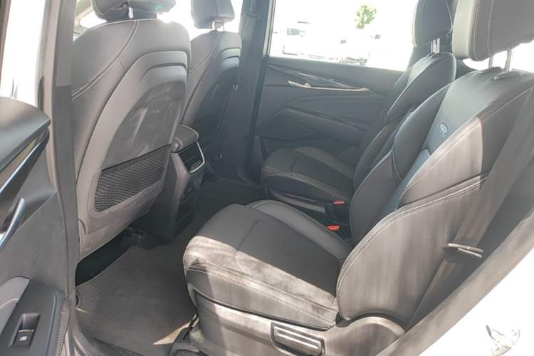 Used SAIC MAXUS G50 2019 1.5T First Edition Automatic Luxury Version 7 Seats Left Rear Seat