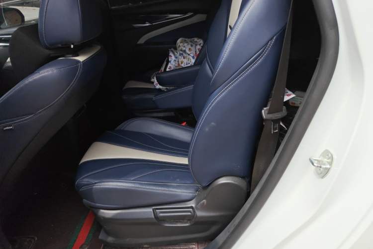 Used SAIC MAXUS G50 2019 1.5T First Edition Automatic Luxury Version 7 Seats Left Rear Seat
