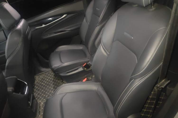 Used SAIC MAXUS G50 2019 1.5T First Edition Automatic Luxury Version 7 Seats Left Rear Seat