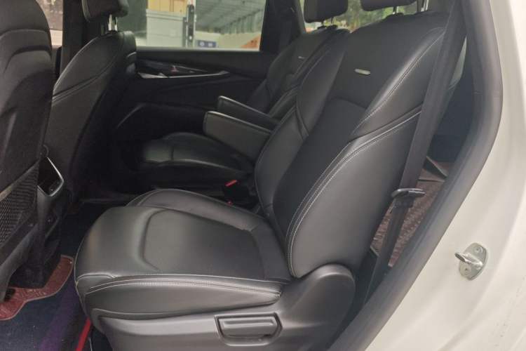 Used SAIC MAXUS G50 2019 1.5T Automatic Luxury Edition China V Standard Left Rear Seat