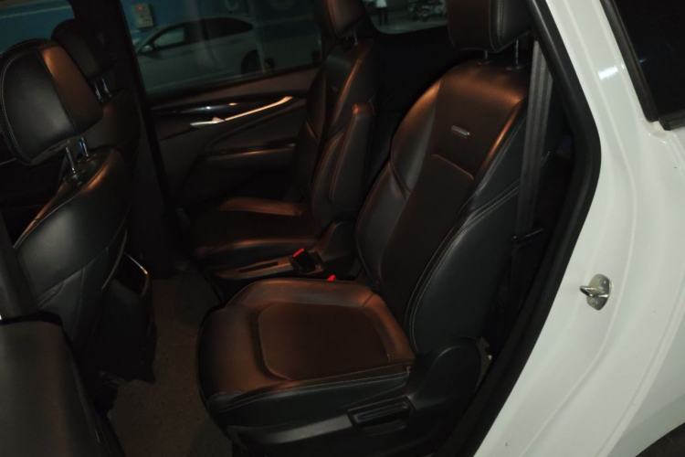 Used SAIC MAXUS G50 2019 1.5T Automatic Elite Edition China VI Standard Left Rear Seat