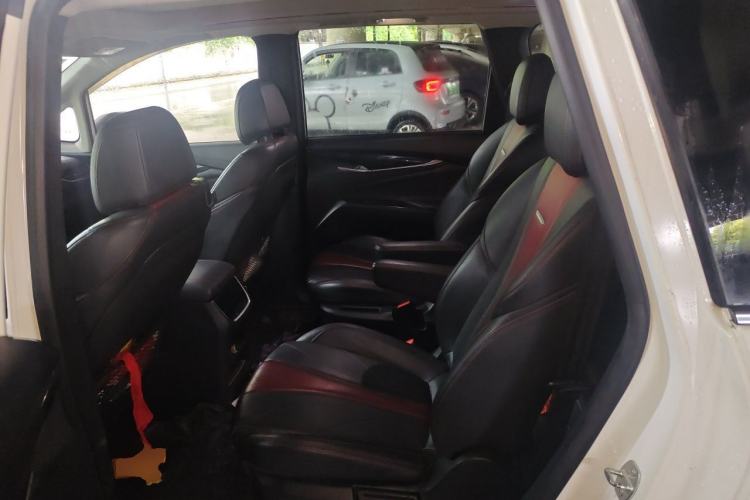 Used SAIC MAXUS G50 2019 1.5T First Edition Automatic Luxury Version 6 Seats Left Rear Seat