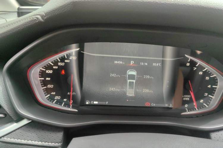 Used SAIC MAXUS G50 2019 1.5T Automatic Luxury Edition China VI Standard Odometer Close Up