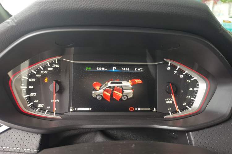Used SAIC MAXUS G50 2019 1.5T First Edition Automatic Luxury Version 7 Seats Odometer Close Up