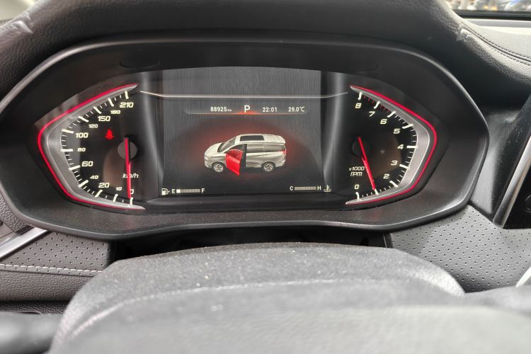 Used SAIC MAXUS G50 2019 1.5T Automatic Luxury Edition China V Standard Odometer Close Up