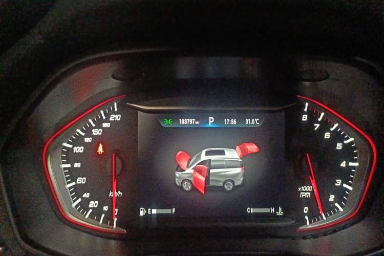 Used SAIC MAXUS G50 2019 1.5T Automatic Luxury Edition China V Standard Odometer Close Up