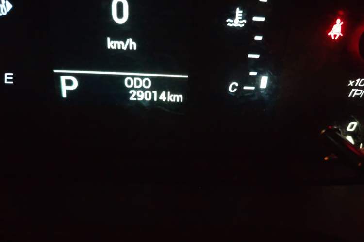 Used SAIC MAXUS G50 2019 1.5T Automatic Elite Edition China V Standard Odometer Close Up