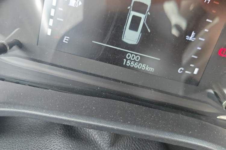 Used SAIC MAXUS G50 2019 1.3T Manual Enjoyment Base Model China V Standard Odometer Close Up