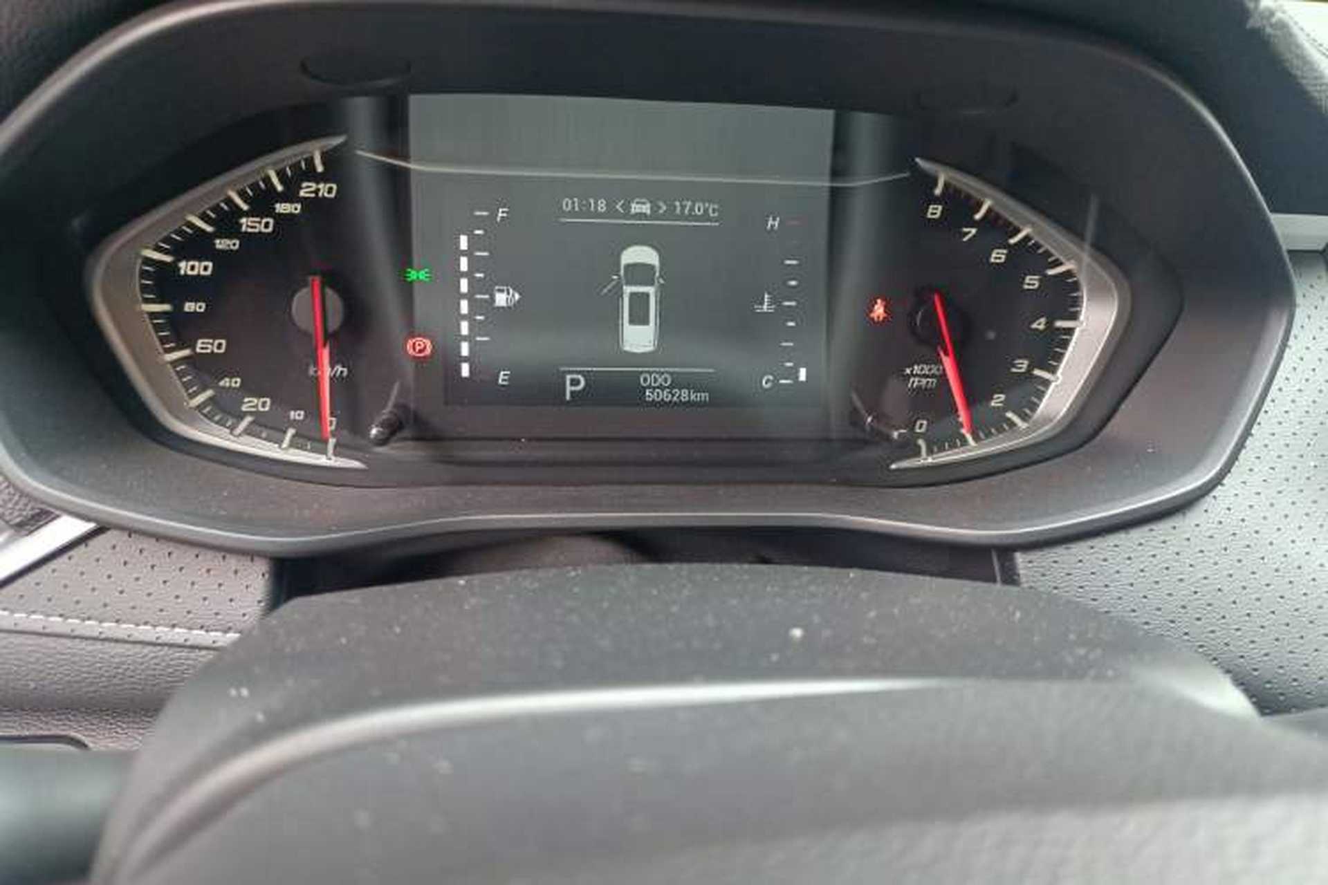 Used SAIC MAXUS G50 2019 1.5T Automatic Elite Edition China VI Standard Odometer Close Up