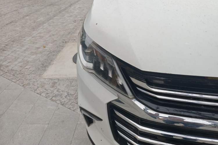 Used SAIC MAXUS G50 2019 1.5T Automatic Luxury Edition China V Standard Right Front Headlight