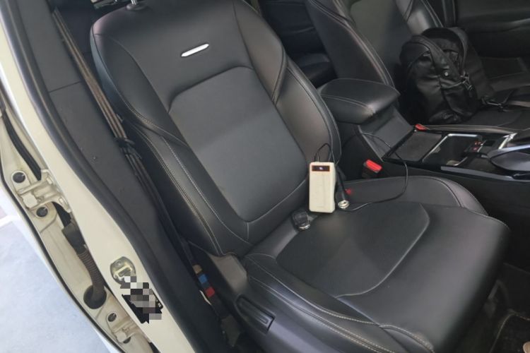 Used SAIC MAXUS G50 2019 1.5T Automatic Luxury Edition China VI Standard Right Front Seat