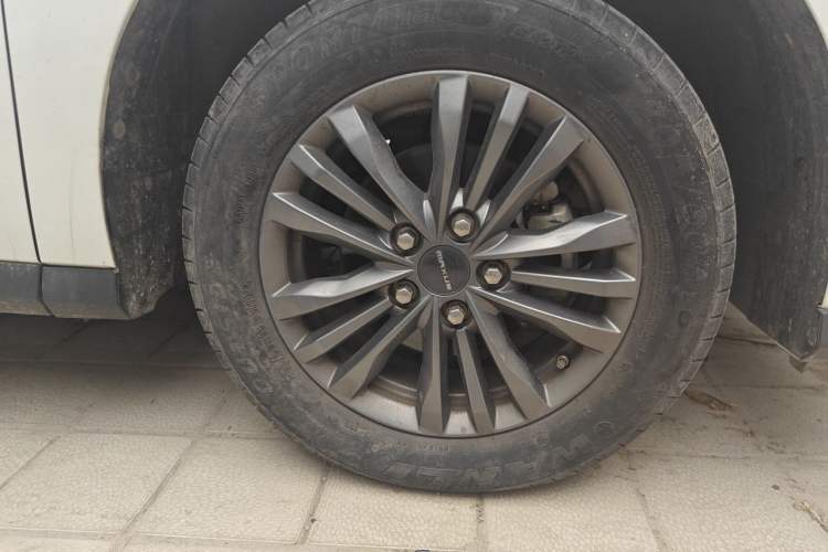 Used SAIC MAXUS G50 2019 1.5T Automatic Elite Edition China VI Standard Right Front Wheel Hub