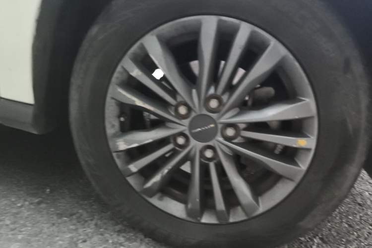 Used SAIC MAXUS G50 2019 1.5T Automatic Elite Edition China V Standard Right Front Wheel Hub