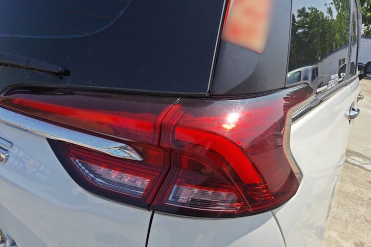 Used SAIC MAXUS G50 2019 1.3T Manual Elite Edition China V Standard Right Rear Taillight
