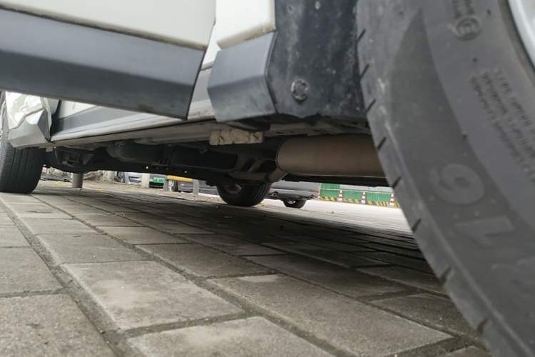 Used SAIC MAXUS G50 2019 1.5T Automatic Elite Edition China VI Standard Right Side Sill