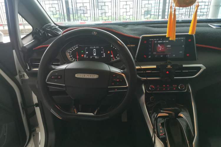 Used SAIC MAXUS G50 2019 1.5T Automatic Elite Edition China V Standard Steering Wheel